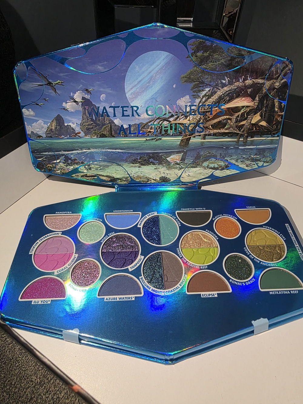 NYX Professional Makeup x Avatar The Way of Water Limited Edition Palette - Picture 2 of 2